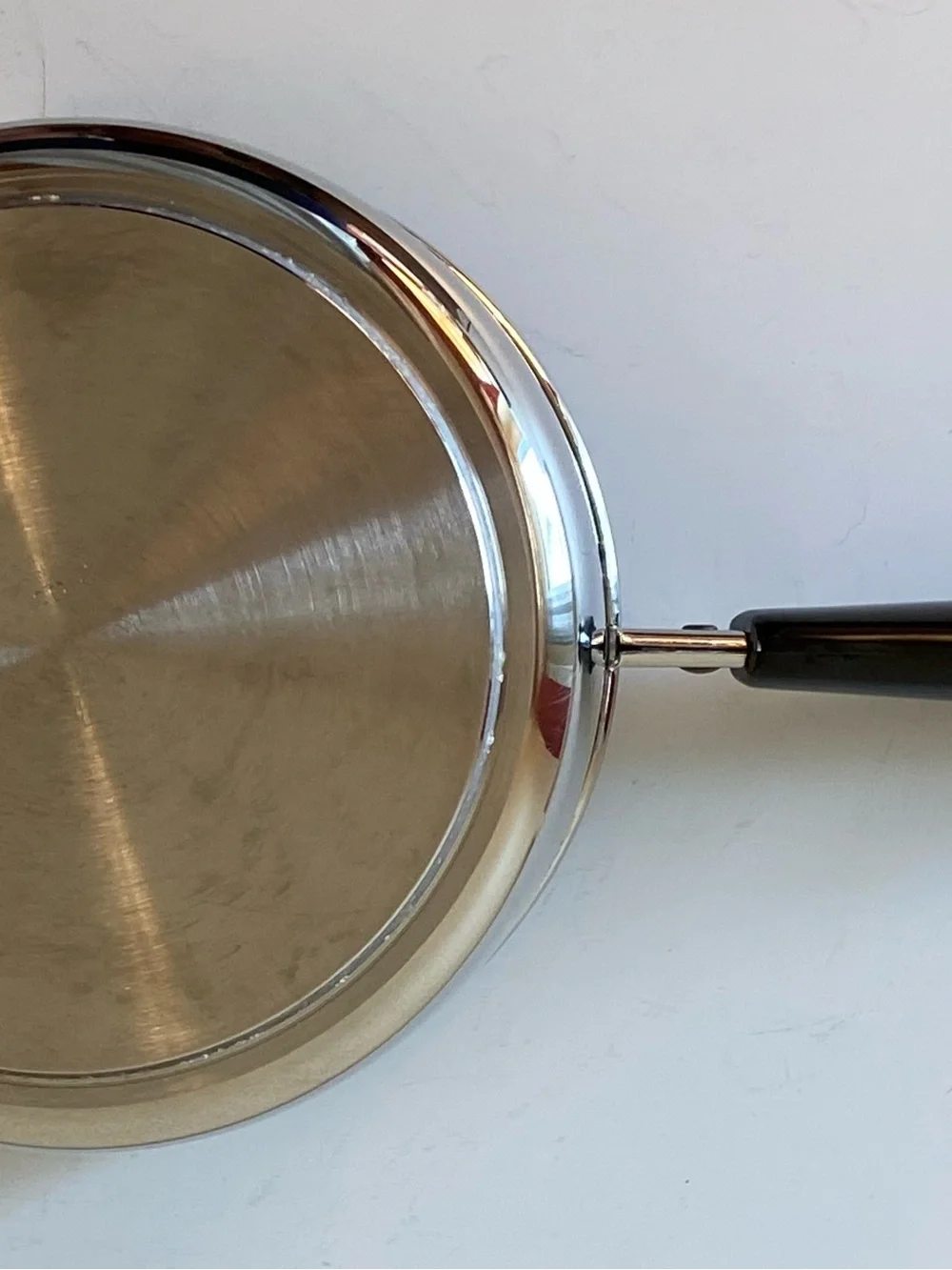 Revere Ware 2 Quart Polished Stainless Steel Saucepan with Lid